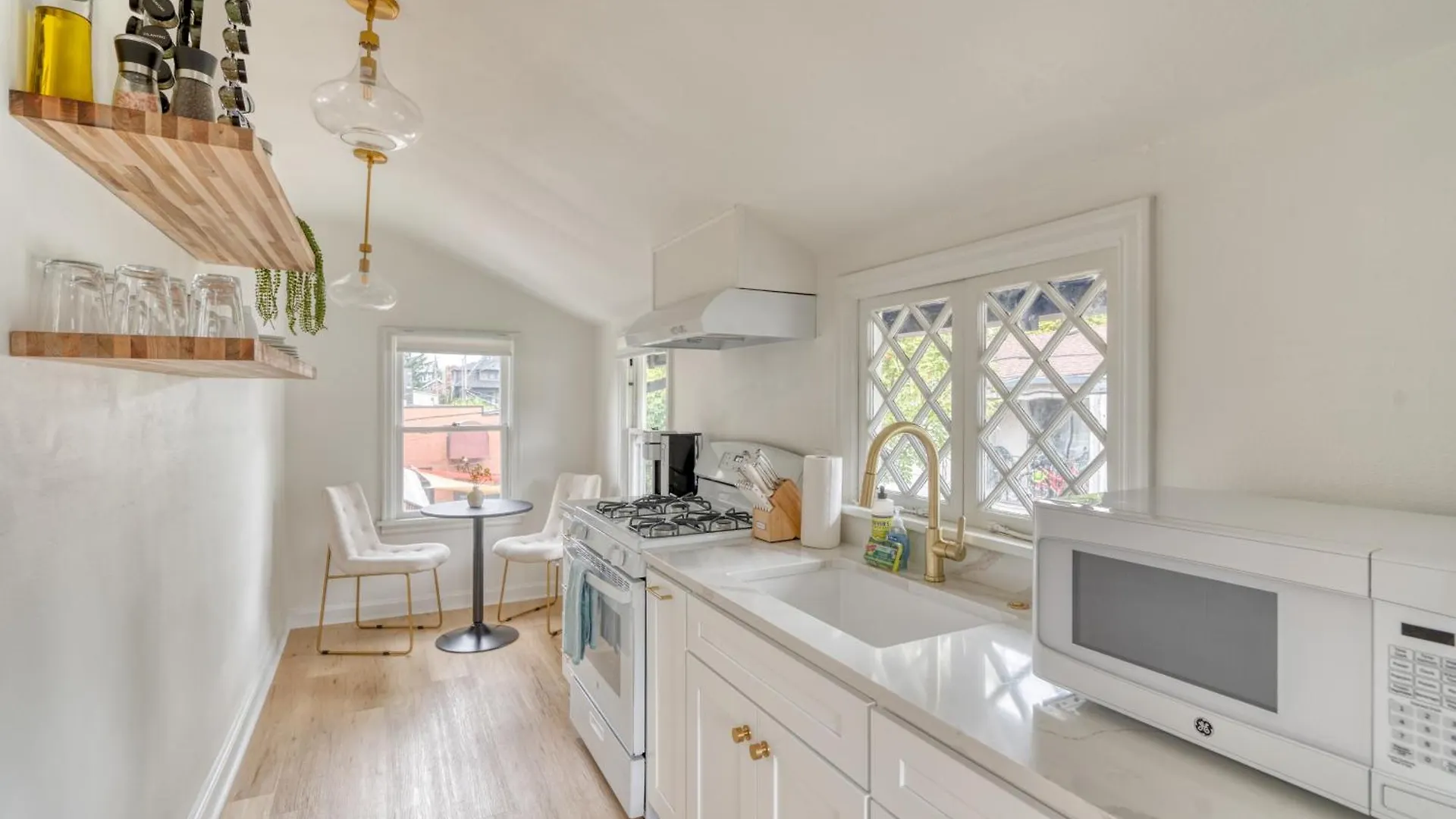 Apartment Stay Portland - The Sullivan'S Gulch Retreat - 94 Walk Score United States